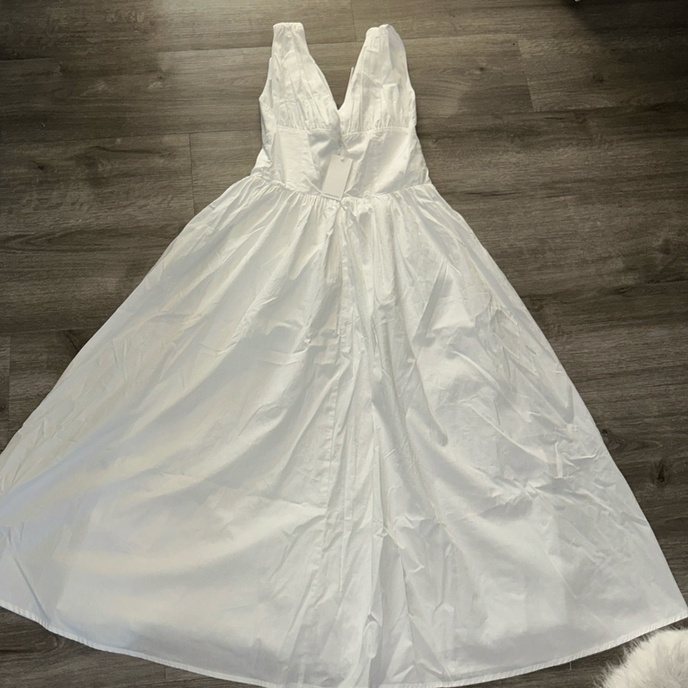 Moon River V Neck Corset Midi Dress - Picture 12 of 16
